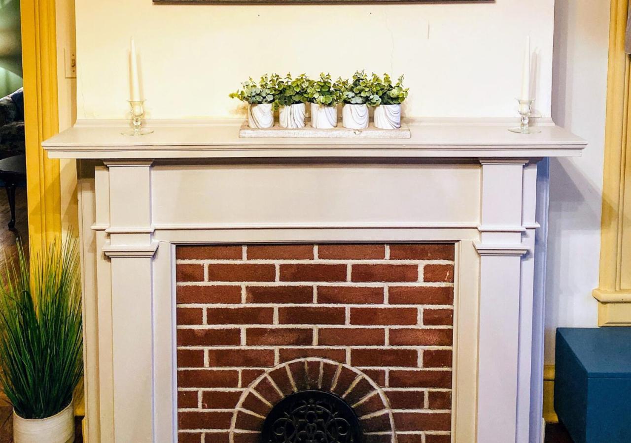 فيلا Charming Executive Victorian Mansion W/ Free Parking - Near Bucknell Milton المظهر الخارجي الصورة
